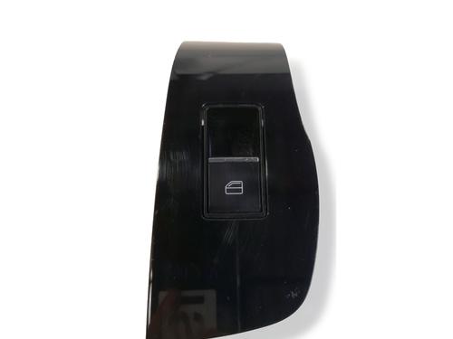 switch-mazda-3-hatchback-bp-2018-34466868 main image