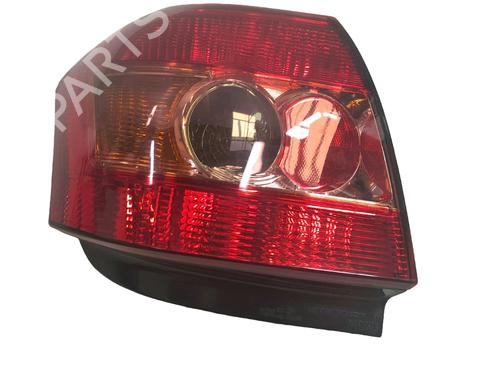 Used Right taillight TOYOTA COROLLA (_E12_) 1.4 D (NDE120_, NDE120R) (90 hp) 18557481