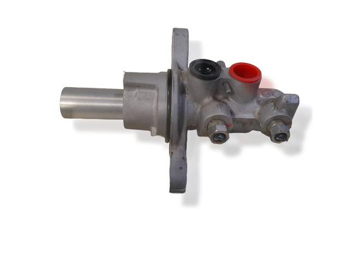 Used Brake master cylinder Brake master cylinder SUZUKI VITARA (LY) 1.6 DDiS (APK 416D) (120 hp) 33406870 33406870