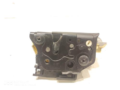 Front right lock VW PASSAT B6 (3C2) 2.0 TDI 16V | BP34489499C97 - Image 5
