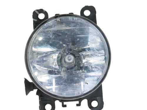 left-front-fog-light-renault-megane-iv-hatchback-b9amn_-2015-33405317 main image