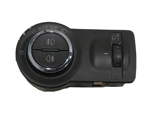 Used Headlight switch OPEL INSIGNIA A Sports Tourer (G09) 2.0 CDTI (35) (131 hp) 21045898