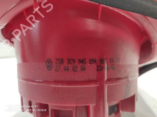 right-tailgate-light-vw-passat-b6-3c2-2005-2006-2007-2008-2009-2010-2011-34489497 main image