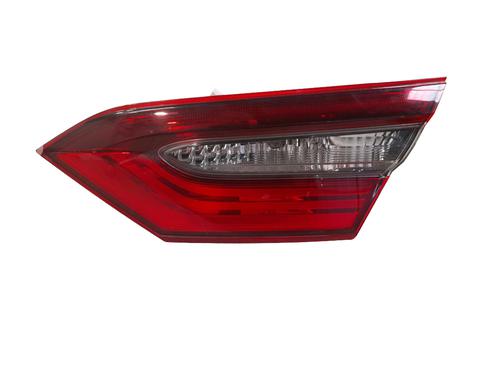 right-tailgate-light-toyota-camry-_v7_-_va7_-_vh7_-2017-34549224 main image