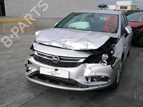Used Right front steering knuckle OPEL ASTRA K (B16) 1.6 CDTi (68) (110 hp) 17700118