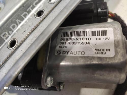 Rear left window mechanism CHRYSLER VOYAGER IV (RG, RS) 2.8 CRD | BP17591172C24 