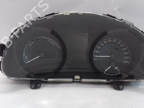 instrument-cluster-toyota-auris-estate-_e18_-2013-2014-2015-2016-2017-2018-34484316 main image