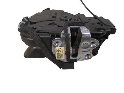 front-left-lock-kia-stonic-yb-2017-34469482 main image