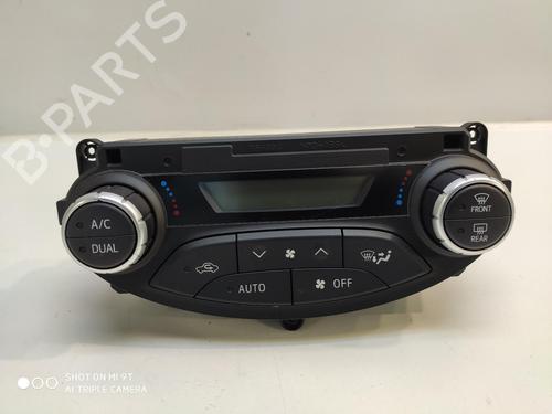Climate control TOYOTA YARIS (_P13_) 1.5 Hybrid (NHP130_, NHP130) | BP14463464I5 
