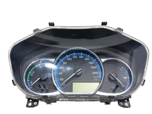 Used Instrument cluster Instrument cluster TOYOTA YARIS (_P13_) 1.5 Hybrid (NHP130_) (101 hp) 34546657 34546657