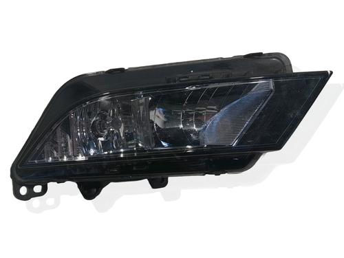 Used Right front fog light SEAT TOLEDO IV (KG3) [2012-2019]  21681750