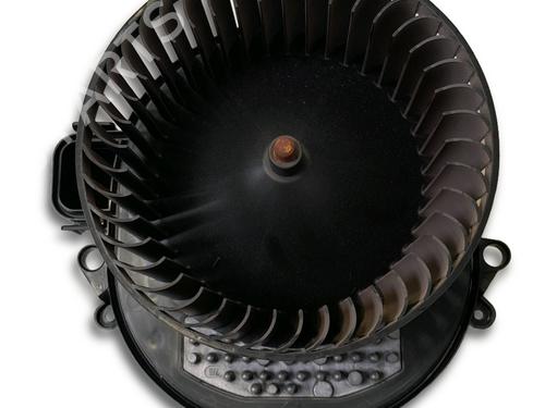 Used Heater blower motor Heater blower motor BMW 1 (F21) 116 d (116 hp) 34468464 34468464