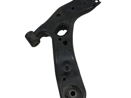 left-front-suspension-arm-toyota-prius-plus-_w4_-2011-33405465 main image