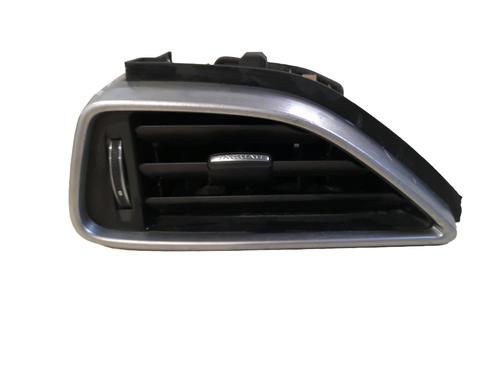 air-vent-jaguar-f-pace-x761-2015-34467313 main image