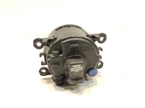 Used Right front fog light NISSAN KUBISTAR Van (X76) 1.5 dCi (61 hp) 18536237