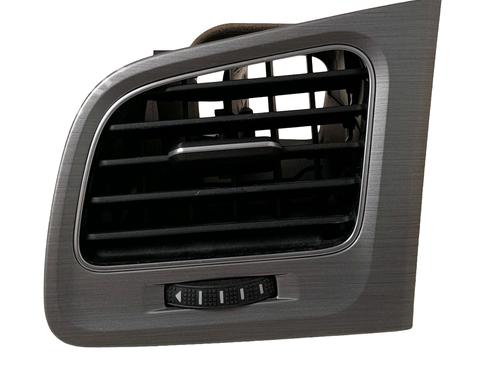 air-vent-vw-golf-vii-5g1-bq1-be1-be2-2012-2013-2014-2015-2016-2017-2018-2019-2020-2021-34469472 main image