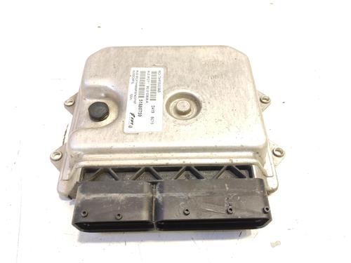 Used Engine control unit (ECU) Engine control unit (ECU) FIAT QUBO (225_) 1.3 D Multijet (225CXB1A, 225AXB1A, 225CXB11, 225AXB11,... (75 hp) 35731458 35731458