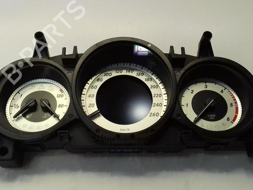 Used Instrument cluster MERCEDES-BENZ C-CLASS (W204) [2007-2015]  14462941