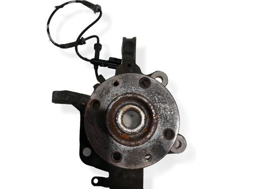 Used Right front steering knuckle Right front steering knuckle RENAULT CAPTUR I (J5_, H5_) 0.9 TCe 90 (90 hp) 33405369 33405369