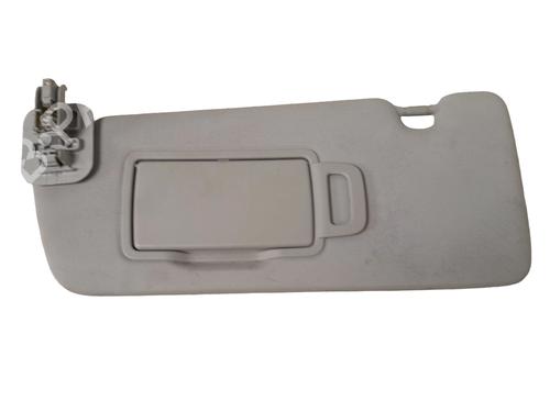 left-sun-visor-renault-megane-iv-hatchback-b9amn_-2015-34469917 main image