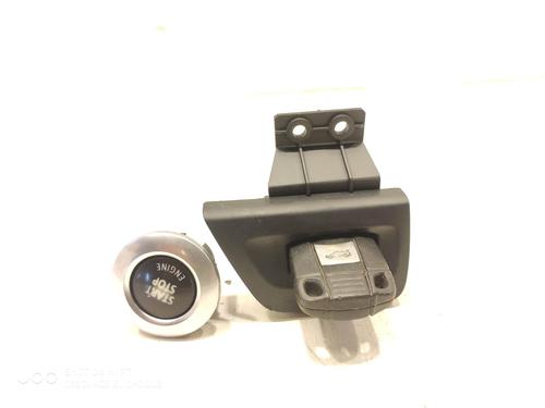 Used Ignition barrel Ignition barrel BMW 1 (E87) 120 d (163 hp) 35731485 35731485