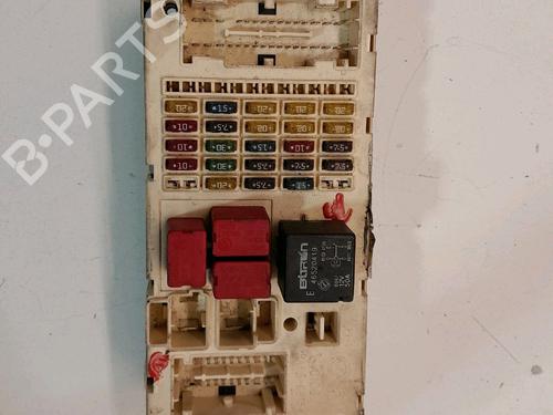 Used Fuse box Fuse box ALFA ROMEO GT (937_) 1.9 JTD (937CXN1B) (150 hp) 35731961 35731961