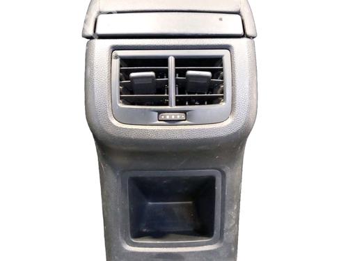 Used Armrest / Center console Armrest / Center console SEAT ATECA (KH7, KHP) 1.6 TDI (115 hp) 34464915 34464915