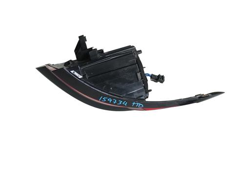 Used Right taillight Right taillight DS DS 3 / DS 3 CROSSBACK (UR_, UC_, UJ_) 1.5 BlueHDi 110 (UCYHSK) (110 hp) 33404599 33404599