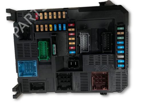 Used Fuse box Fuse box PEUGEOT 208 I (CA_, CC_) 1.6 HDi / BlueHDi 75 (75 hp) 35733617 35733617