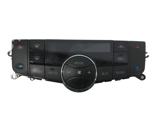 climate-control-nissan-pulsar-hatchback-c13-2014-34465336 main image