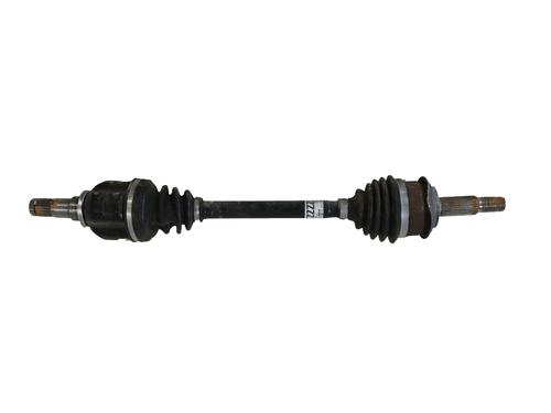 Used Left front driveshaft Left front driveshaft TOYOTA YARIS (_P13_) 1.5 Hybrid (NHP130_) (101 hp) 34551852 34551852