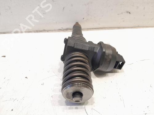 Injector SKODA SUPERB I (3U4)  | BP18702668M100 