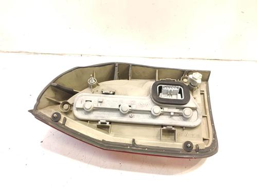 Right taillight OPEL ZAFIRA A MPV (T98) 2.0 DTI 16V (F75) | BP17698361C35 
