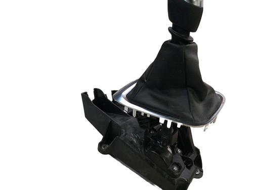 Gear lever RENAULT MEGANE IV Hatchback (B9A/M/N_) 1.5 dCi 110 (B9A3) | BP21587004M90 