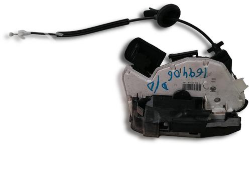 front-right-lock-seat-leon-st-5f8-2012-2013-2014-2015-2016-2017-2018-2019-2020-34467638 main image