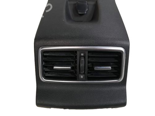 air-vent-renault-megane-iv-grandtour-k9amn_-2016-34469277 main image