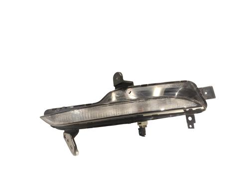 Blinklys fortil venstre Blinklys fortil venstre RENAULT MEGANE IV Hatchback (B9A/M/N_) 1.0 TCe 115 (B9MD, B9MW) (114 hp) 34488299 34488299