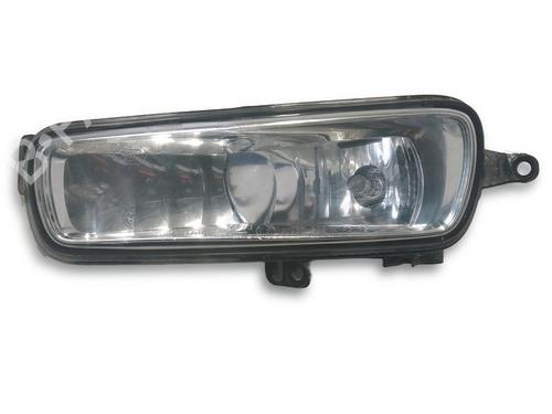 Used Left front fog light VW GOLF PLUS V (5M1, 521) [2004-2013]  28350018