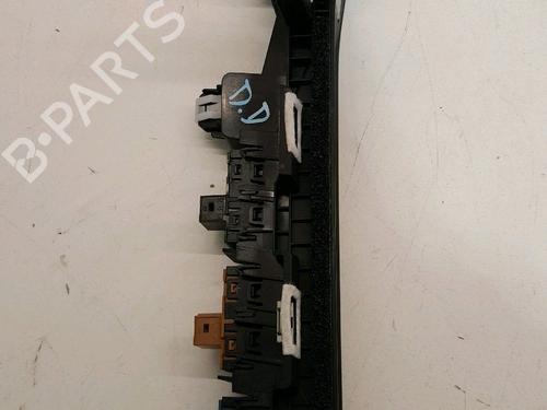 Right front window switch DS DS 7 Crossback (J4_, JR_, JC_) 1.5 BlueHDi 130 (JCYHZJ, JCYHZR) | BP34462969I26 - Image 3