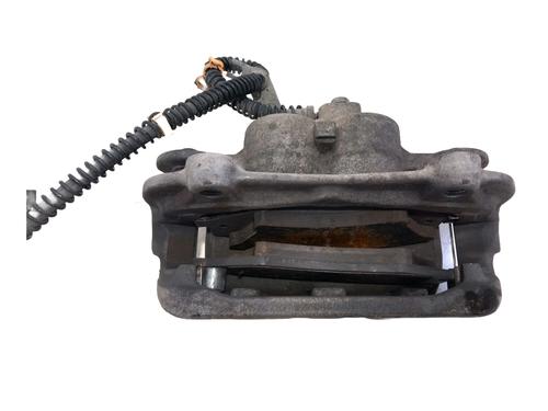 Right front brake caliper LAND ROVER DISCOVERY V (L462) 3.0 D 4x4 | BP34492799M104 - Image 3