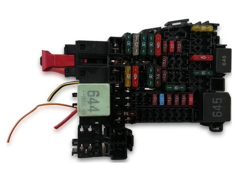 Used Fuse box Fuse box SEAT IBIZA V (KJ1, KJG) 1.0 MPi (80 hp) 35733760 35733760