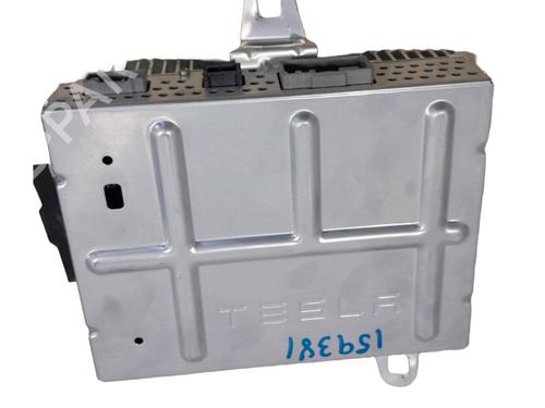 Used Electronic module Electronic module TESLA MODEL Y (5YJY) Long Range All-wheel Drive (514 hp) 34465555 34465555