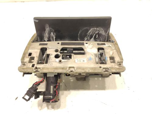 Used Display monitor AUDI A3 Convertible (8V7, 8VE) [2013-2021]  14473733