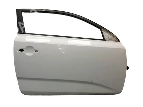 right-front-door-kia-ceed-hatchback-ed-2006-2007-2008-2009-2010-2011-2012-33410250 main image