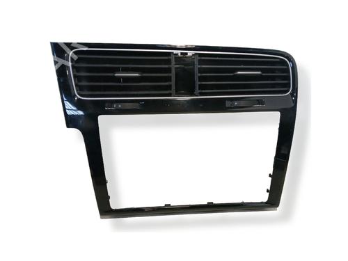 Used Air vent VW GOLF VII (5G1, BQ1, BE1, BE2) 1.4 TSI (125 hp) 22790750
