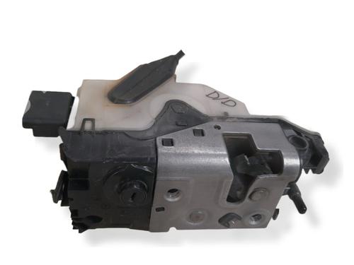 front-right-lock-peugeot-2008-i-cu_-2013-34469645 main image