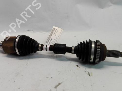 Drivaksel fortil venstre Drivaksel fortil venstre CHRYSLER PT CRUISER (PT_) 2.0 (141 hp) 34482367 34482367