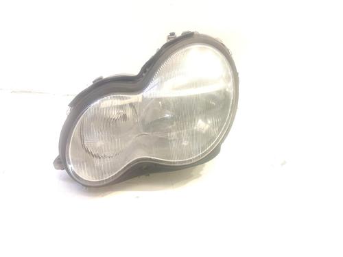 Used Left headlight MERCEDES-BENZ C-CLASS (W203) C 220 CDI (203.006, 203.008) (143 hp) 17097041
