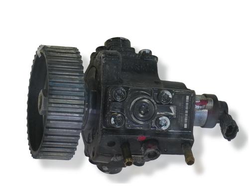 Used Injection pump Injection pump OPEL ASTRA H GTC (A04) [2005-2010] 35732240 35732240