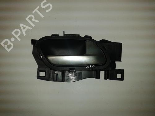 Used Front right interior door handle Front right interior door handle PEUGEOT 508 SW I (8E_) 2.0 HDi (140 hp) 40511179 40511179